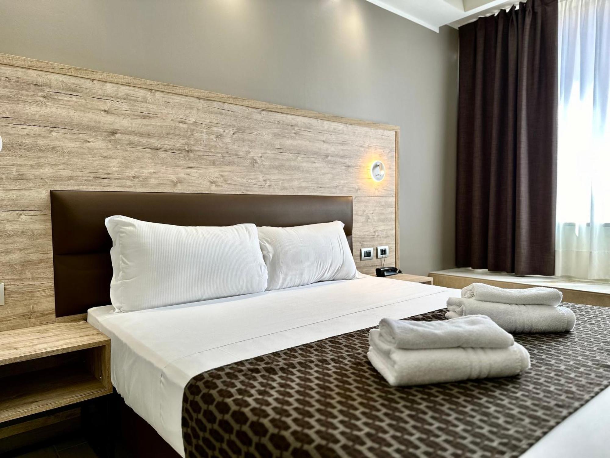 Hotel Giacosa ミラノ エクステリア 写真