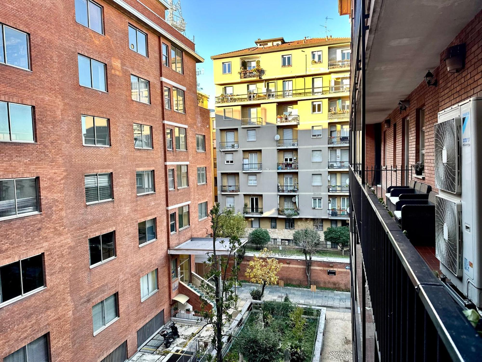 Hotel Giacosa ミラノ エクステリア 写真